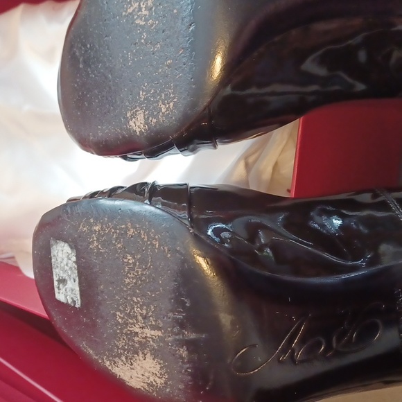 Roger Vivier Pumps - Picture 7 of 8